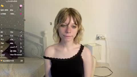 mollysally online show from 06/11/26, 04:21