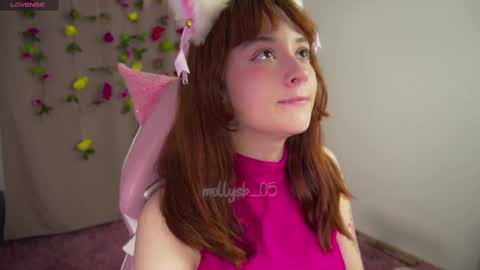 mollysb_05 online show from 10/03/25, 09:01