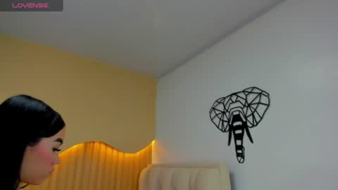 MOLLY online show from 06/23/26, 07:01