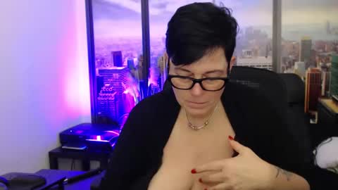 MollySun Nina Randmann online show from 01/05/25, 04:27