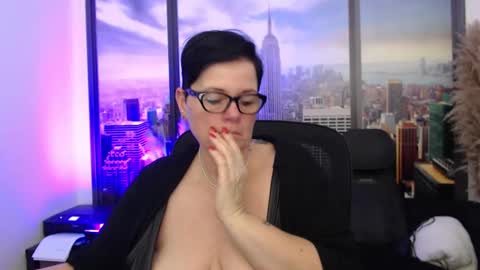 MollySun Nina Randmann online show from 01/20/25, 06:32