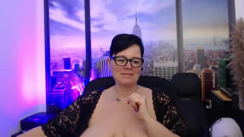 MollySun Nina Randmann online show from 02/18/25, 07:09