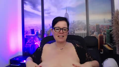 MollySun Nina Randmann online show from 03/09/25, 06:43