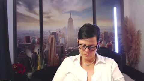 MollySun Nina Randmann online show from 09/18/25, 06:54