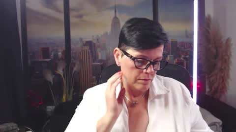 MollySun Nina Randmann online show from 09/23/25, 05:38