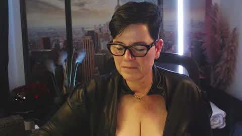 MollySun Nina Randmann online show from 10/02/25, 06:37