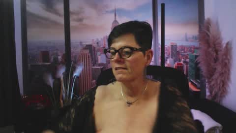 MollySun Nina Randmann online show from 10/09/25, 06:39