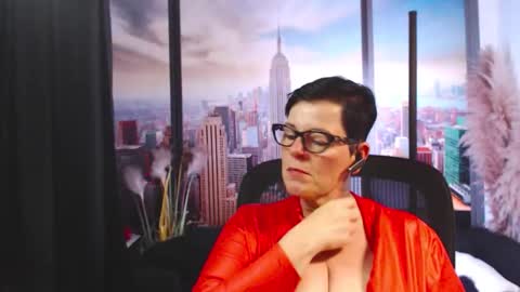 MollySun Nina Randmann online show from 10/27/25, 07:07