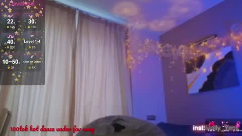 Molly online show from 10/27/25, 09:13