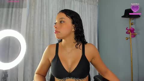 Molly online show from 09/11/25, 12:49