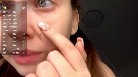 Snapshot of moltenpeach chatting on 06/03/26, 02:33 Hermina online show from 06/03/26, 02:33