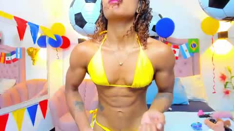 molyrestrepo online show from 06/29/26, 08:31