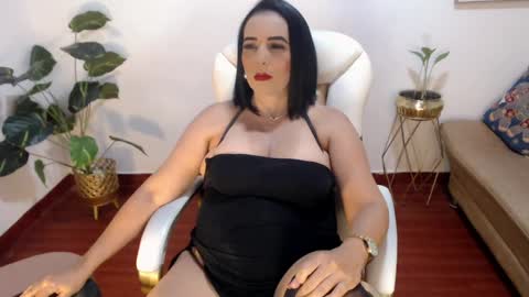 Sara online show from 06/06/26, 01:21