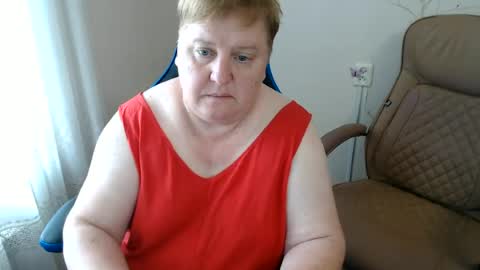 Snapshot of mommy99x chatting on 06/15/26, 08:16 Mommy99X online show from 06/15/26, 08:16