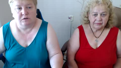 Snapshot of mommy99x chatting on 07/15/26, 07:02 Mommy99X online show from 07/15/26, 07:02