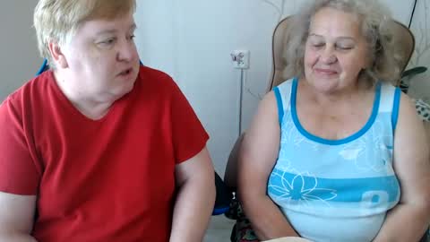 Snapshot of mommy99x chatting on 07/28/26, 07:04 Mommy99X online show from 07/28/26, 07:04