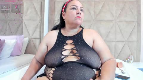 Jelitza online show from 01/15/25, 12:41