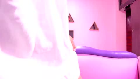 Snapshot of mommy_dirty_squirt chatting on 09/26/25, 11:58 carolina online show from 09/26/25, 11:58