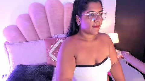 Victoria online show from 07/18/26, 02:05