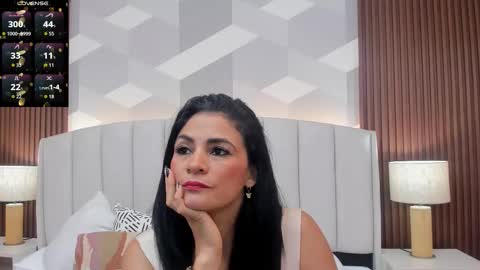 Snapshot of mommy_naughty_ chatting on 03/13/26, 11:17 Letty Smith online show from 03/13/26, 11:17