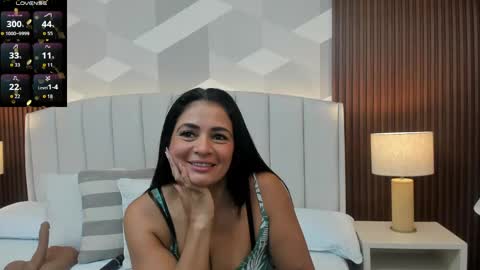 Snapshot of mommy_naughty_ chatting on 05/07/26, 11:15 Letty Smith online show from 05/07/26, 11:15