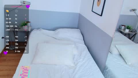 Daphne  online show from 01/15/25, 09:09