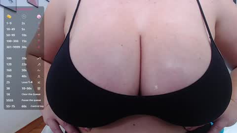 Daphne  online show from 01/27/25, 10:49