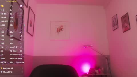 Daphne  online show from 02/13/25, 11:15