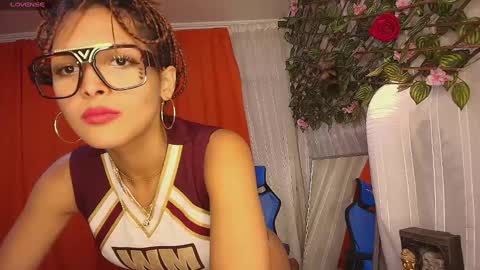 Snapshot of mommyjeva chatting on 12/14/24, 11:01 Mommy Jeva online show from 12/14/24, 11:01