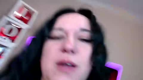 Snapshot of mommymila chatting on 04/03/26, 11:08 Maria online show from 04/03/26, 11:08