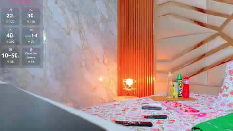  DINAH  online show from 10/24/25, 02:19