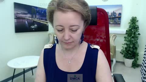 Snapshot of mona_w chatting on 04/02/26, 12:03 Mona online show from 04/02/26, 12:03