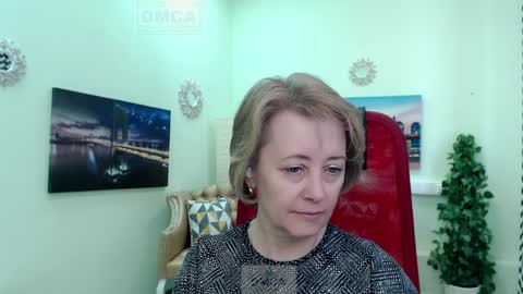 Snapshot of mona_w chatting on 04/08/26, 11:10 Mona online show from 04/08/26, 11:10