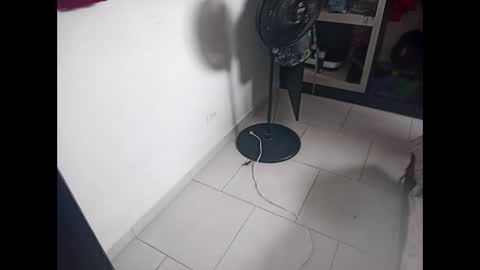 monaa_paloma online show from 05/19/26, 04:02