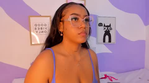 MONAAXXX online show from 03/05/25, 03:40