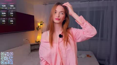 Snapshot of monabrickell chatting on 10/16/25, 07:15 Mona online show from 10/16/25, 07:15