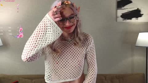 Mona online show from 01/25/25, 11:22