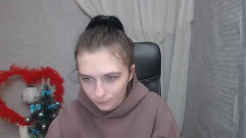 monakali online show from 12/06/24, 07:54