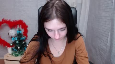 monakali online show from 12/17/24, 10:34