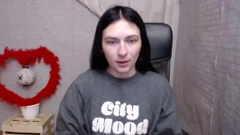 monakali online show from 03/12/25, 07:46