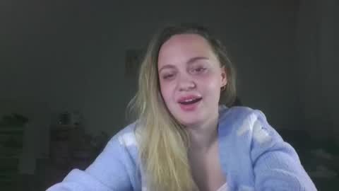 Snapshot of monarise chatting on 04/11/26, 08:13 monarise online show from 04/11/26, 08:13