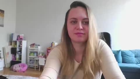 Snapshot of monarise chatting on 04/30/26, 10:10 monarise online show from 04/30/26, 10:10