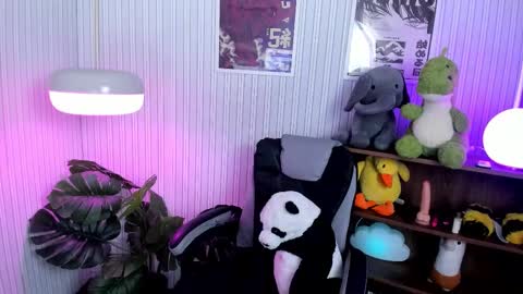 Nonaviv online show from 10/25/25, 01:18