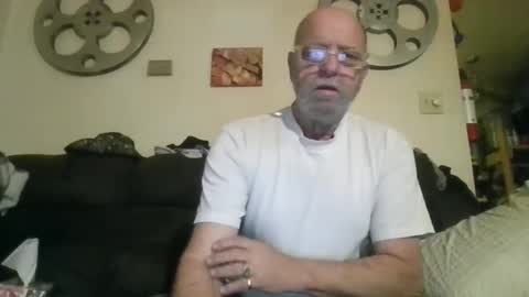 mondaymonday online show from 12/16/24, 12:27