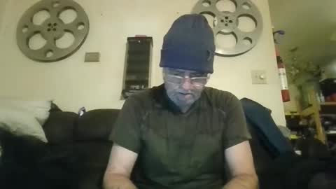 mondaymonday online show from 01/03/25, 04:27
