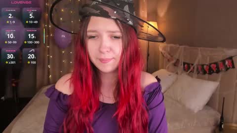 Snapshot of monica__queen chatting on 10/23/25, 12:10 Monica online show from 10/23/25, 12:10