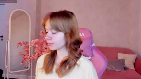 Monica online show from 06/12/26, 09:41