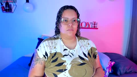 aleja      independent model       online show from 01/13/25, 02:00