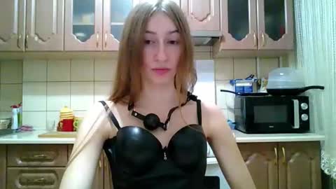 Snapshot of monica_tamayo chatting on 01/14/26, 08:47 Monica online show from 01/14/26, 08:47