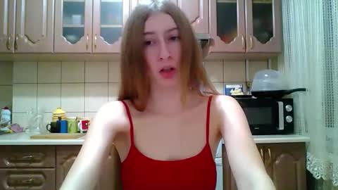 Snapshot of monica_tamayo chatting on 02/06/26, 09:07 Monica online show from 02/06/26, 09:07